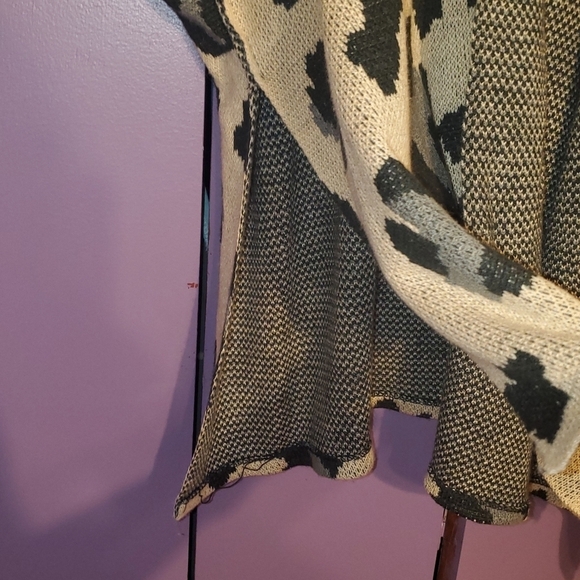 One Size Open Front Cardigan - Grey Tan/Animal Print - Picture 2 of 9